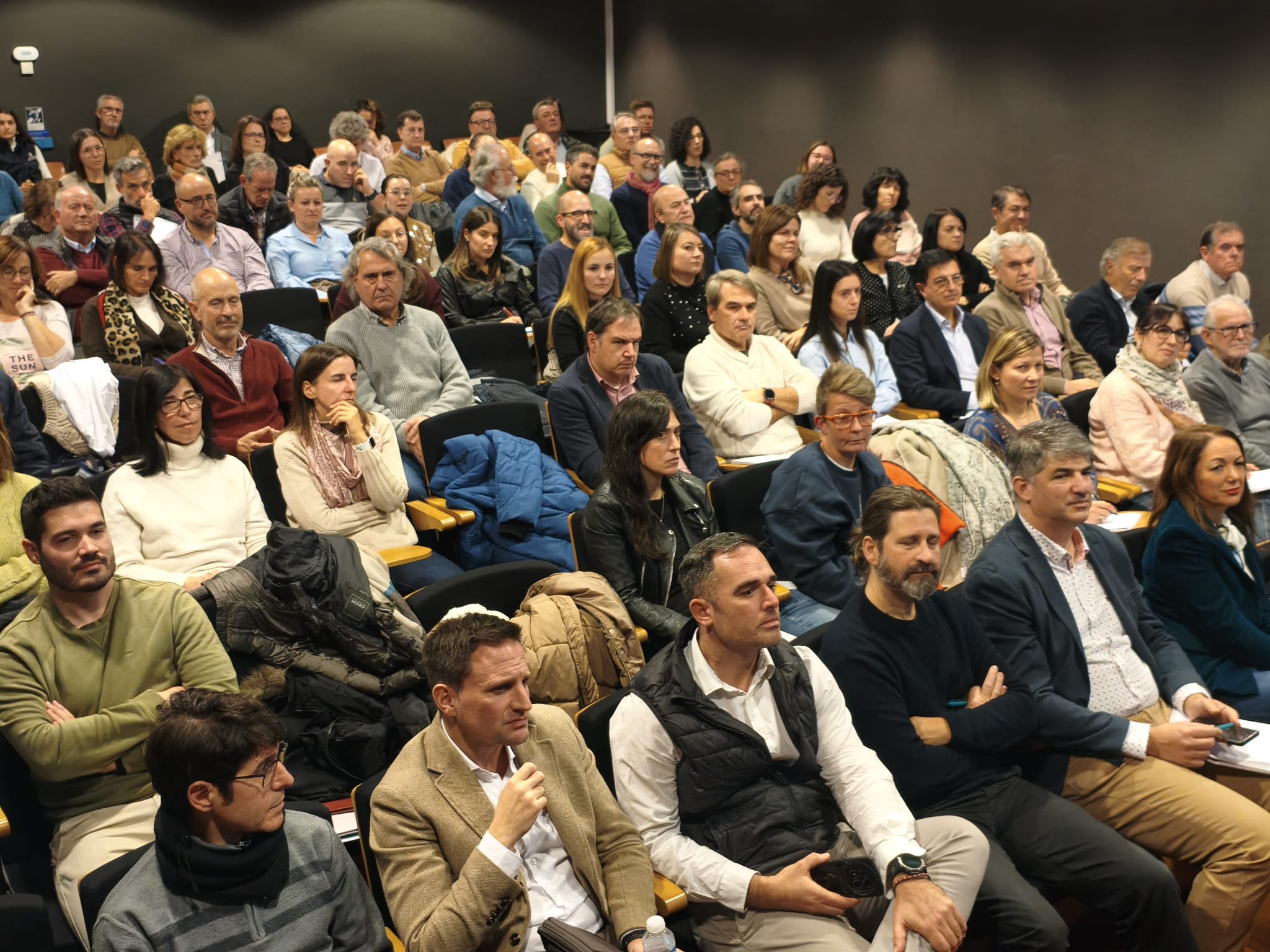 Jornada "Es el momento: desalcoholizar suma, no resta"