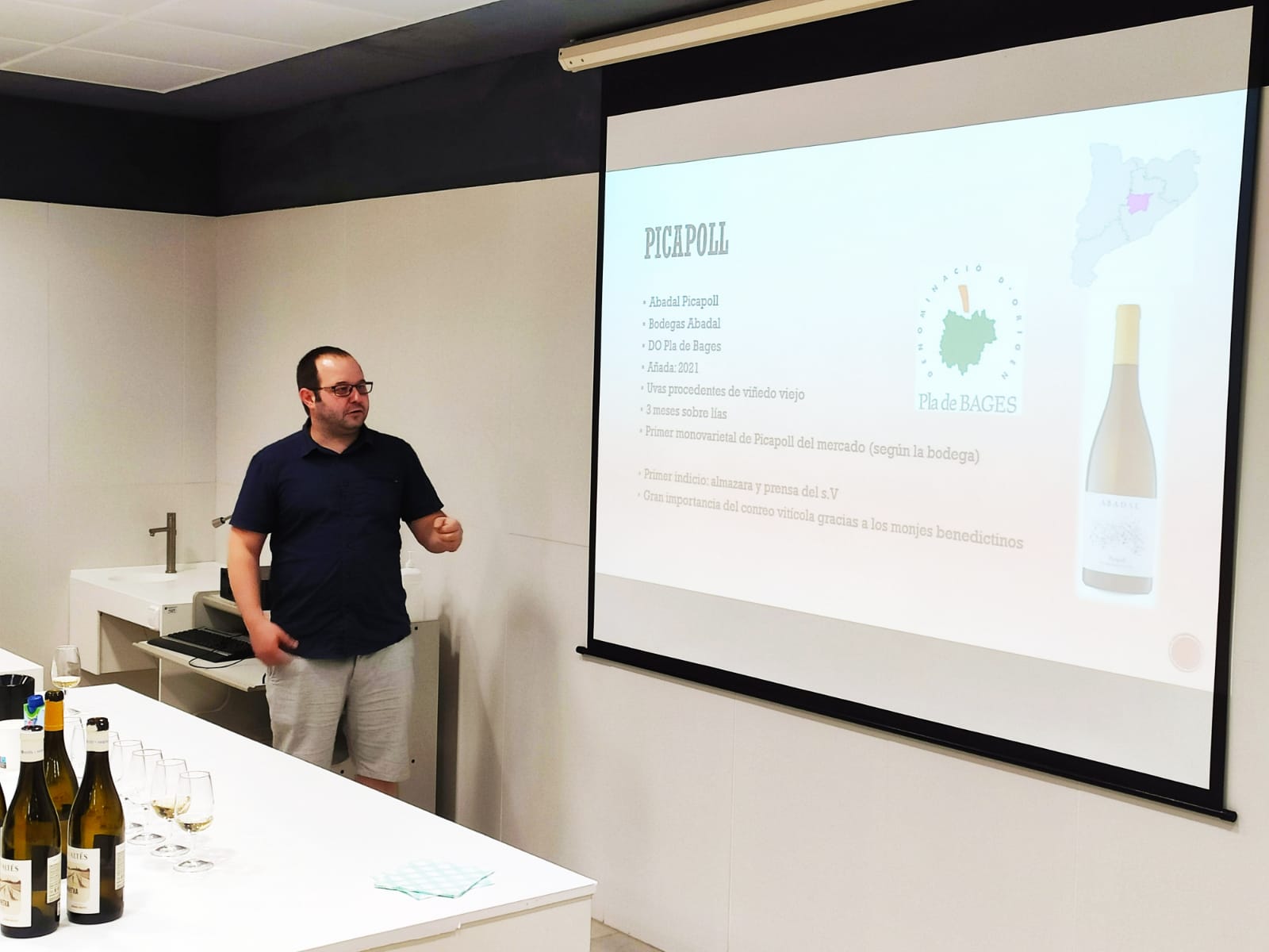 Presentación_”Cata-Estudio de Vinos Blancos de Cataluña”