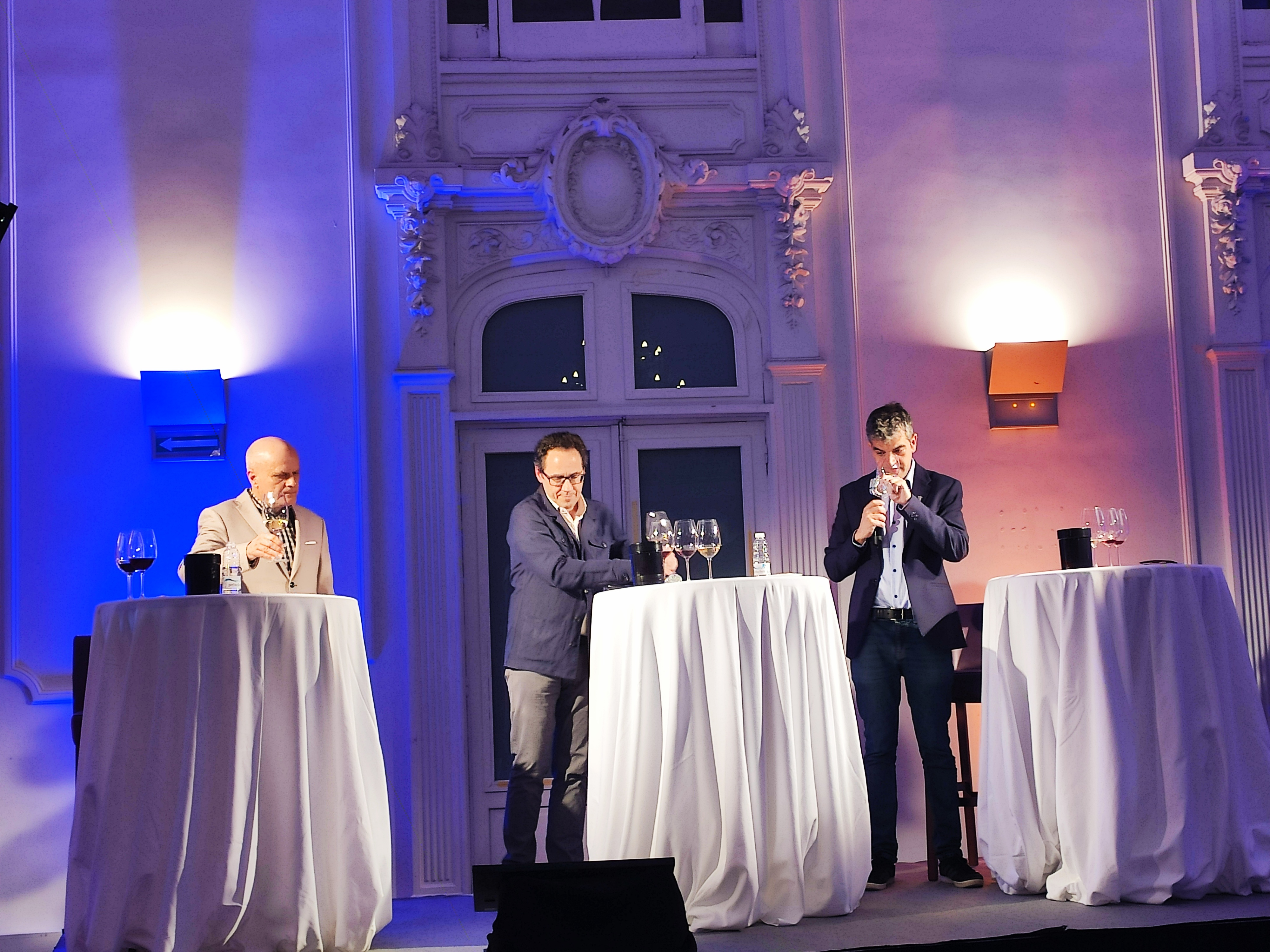 Sorprendente, innovadora, apasionante… “1ª Cata Molecular Maridada”