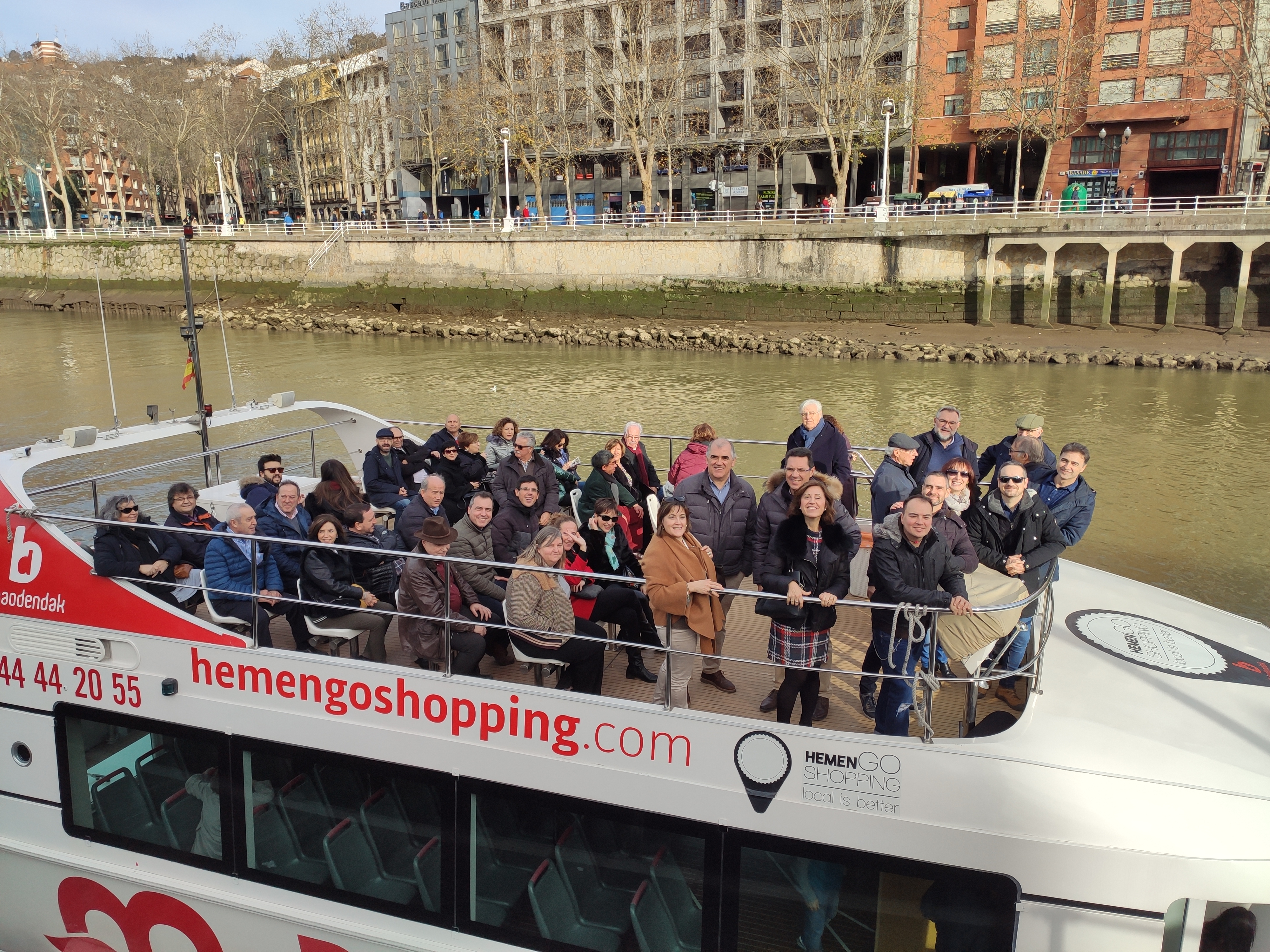 La AER celebra su XIII Almuerzo de Navidad en Getxo